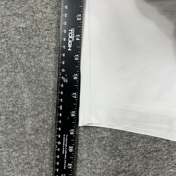 Travis Mathew Wanderlust Golf Shorts Mens 33 Gray Performance 9" Inseam - Picture 8 of 15